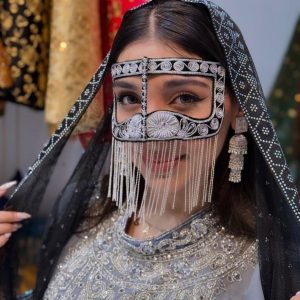تصویر برقع مدل گلابتونی دست دوز کد 0001410