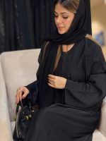 تصویرعبا مشکی کد 8-100354